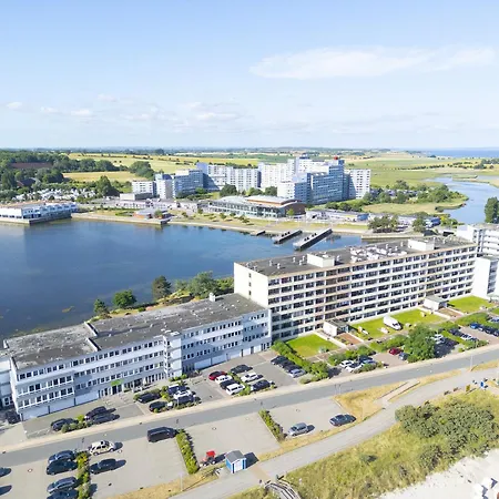 Lägenhet Strandhotel, App 5sh324 3*
